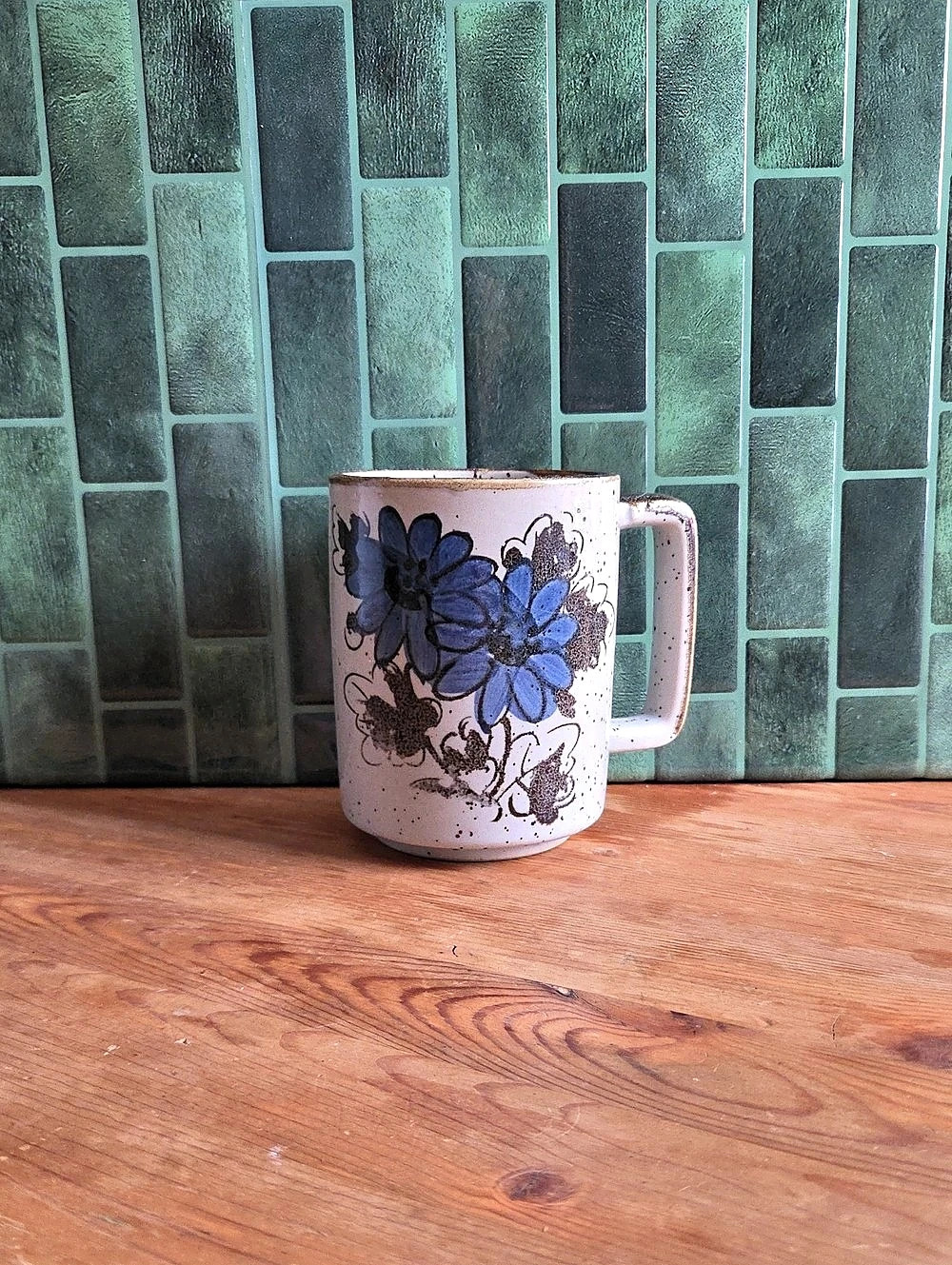 Vintage Japan Speckled Stoneware Blue Floral Mug 3x4
